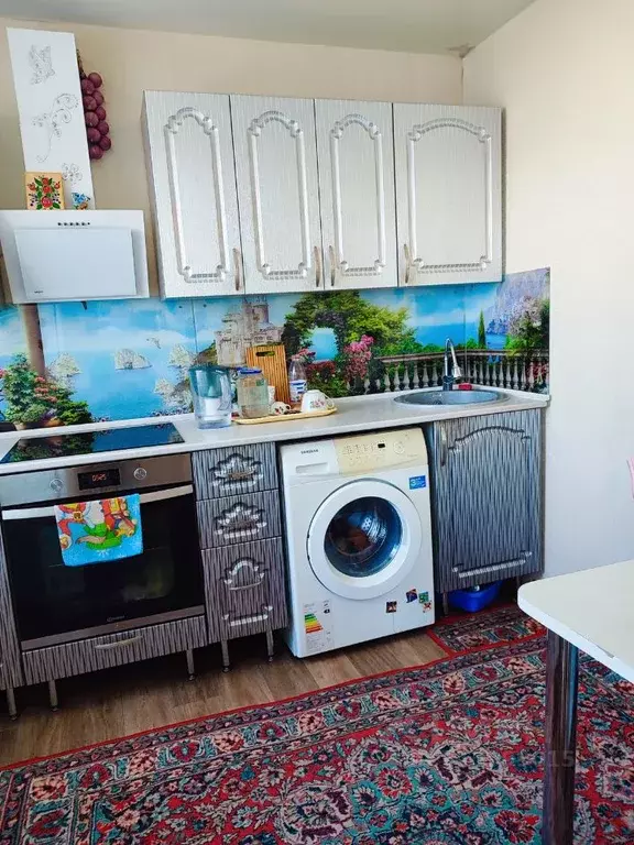 3-к кв. Кемеровская область, Березовский ул. 8 Марта, 6 (47.0 м) - Фото 0