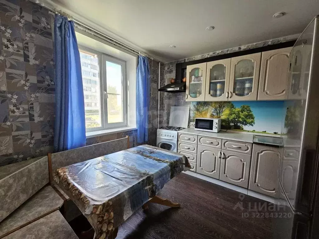 3-к кв. Коми, Сыктывкар просп. Бумажников, 53В (69.0 м) - Фото 1