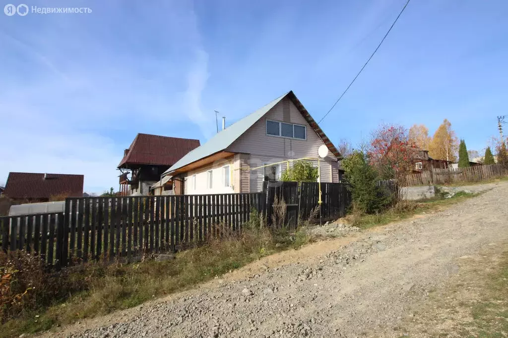 Дом в Горноуральский городской округ, посёлок Черноисточинск, улица ... - Фото 0