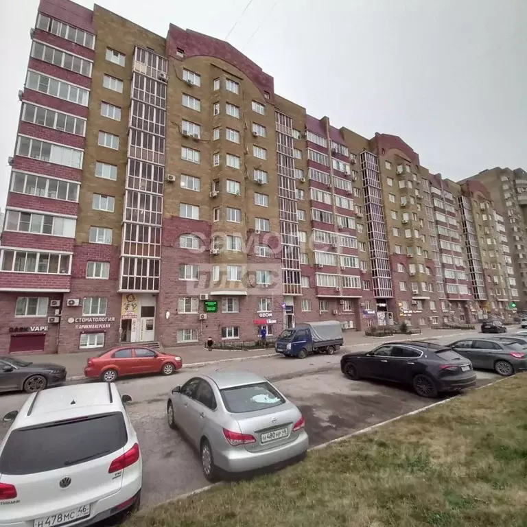 2-к кв. Курская область, Курск просп. Вячеслава Клыкова, 60 (72.0 м) - Фото 1