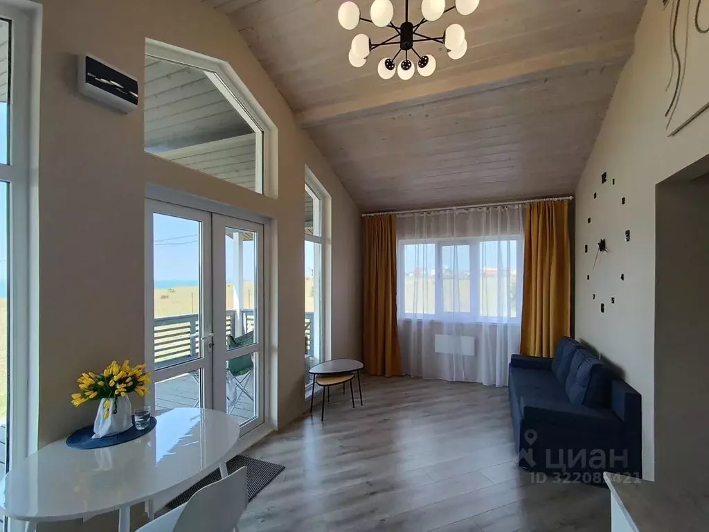 Дом в Краснодарский край, Темрюкский район, Тамань ст-ца ул. ... - Фото 1