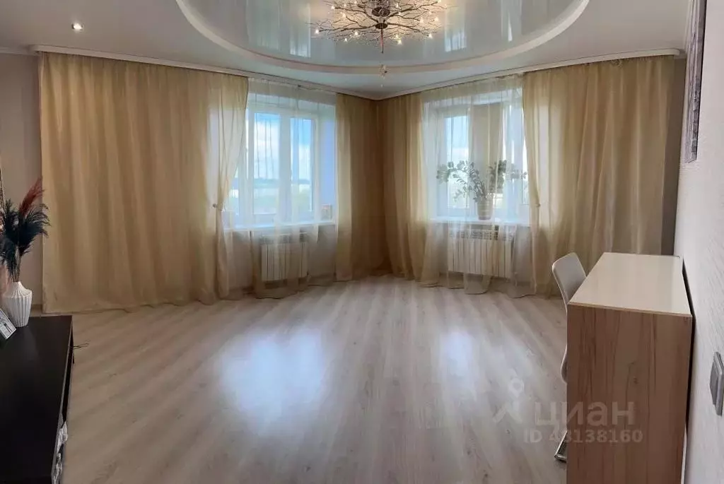 2-к кв. Чувашия, Чебоксары Коллективная ул, 5к1 (71.7 м) - Фото 0