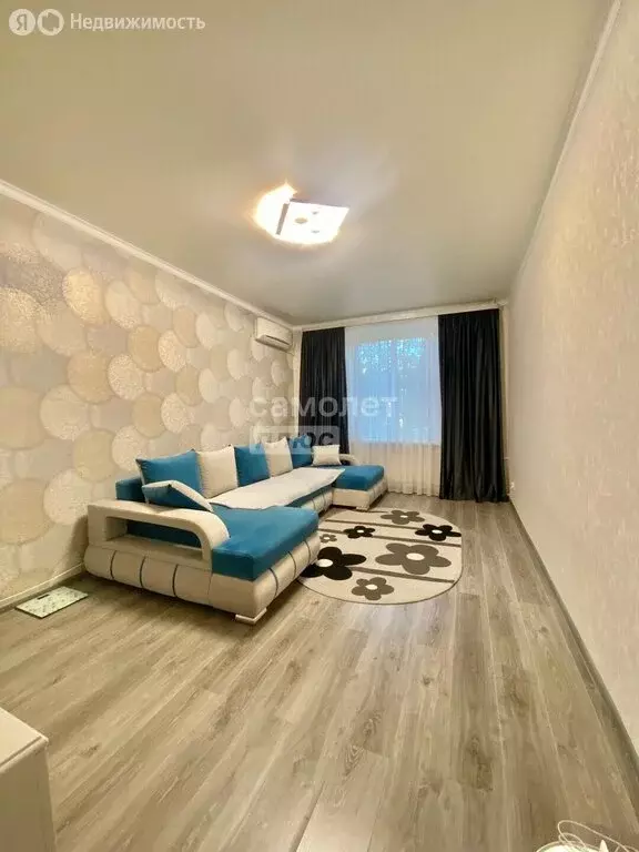 2-комнатная квартира: Сызрань, Астраханская улица, 6 (56 м) - Фото 2