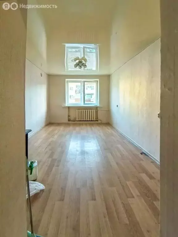 1к в 4-комнатной квартире (17.3 м) - Фото 2