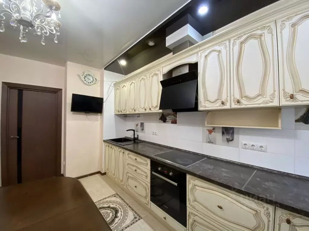 3-к кв. Иркутская область, Иркутск Крылатый мкр, 22/2 (85.6 м) - Фото 1