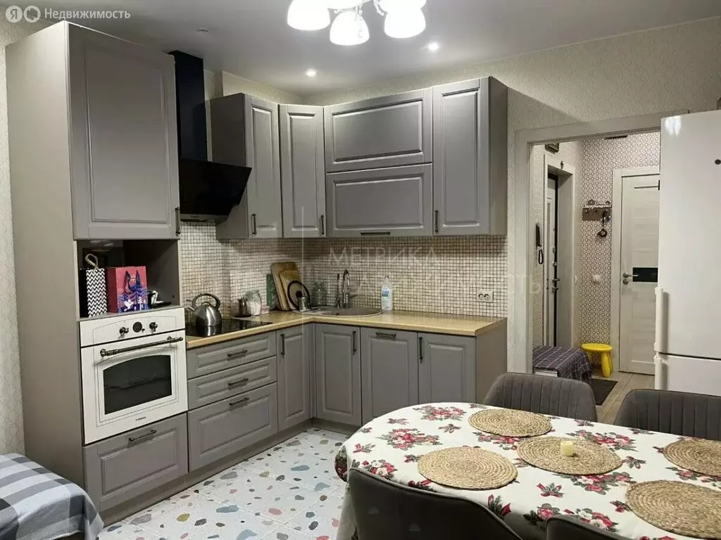 1-комнатная квартира: Тюмень, улица Мельникайте, 2к4 (49.1 м) - Фото 2