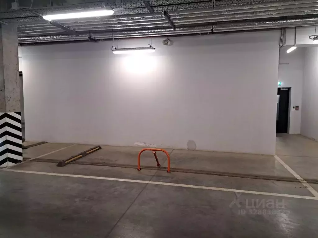 Гараж в Москва Аминьевское ш., 4Дк2 (17 м) - Фото 1