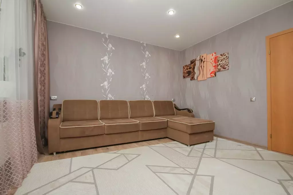 Продаётся 4-к квартира, 102 м - Фото 1
