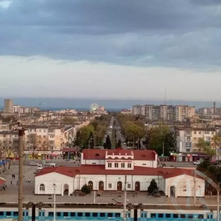 2-к кв. Крым, Евпатория ул. Имени 60-летия Октября, 18А (48.3 м) - Фото 1