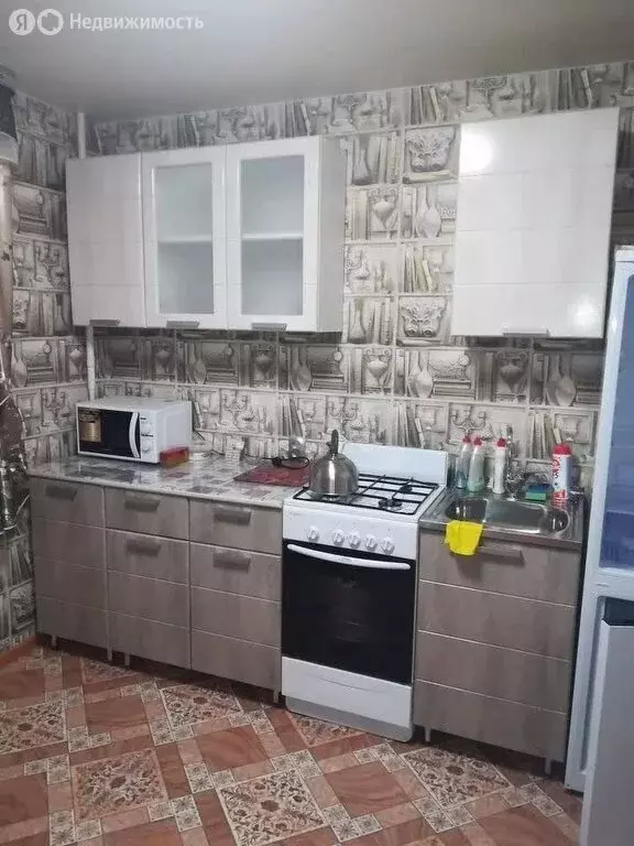 2-комнатная квартира: Сыктывкар, район Орбита, Петрозаводская улица, ... - Фото 0