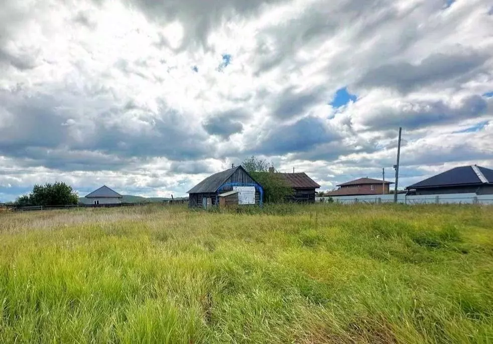 Дом в Иркутская область, Иркутский муниципальный округ, с. Урик ул. ... - Фото 0