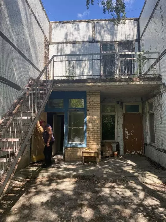 Помещение свободного назначения в Самарская область, Тольятти ул. ... - Фото 1