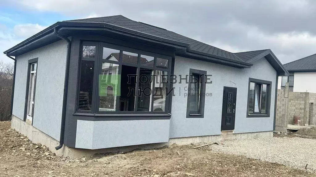 Дом в Краснодарский край, Новороссийск ул. Столбовая, 11 (100 м) - Фото 1