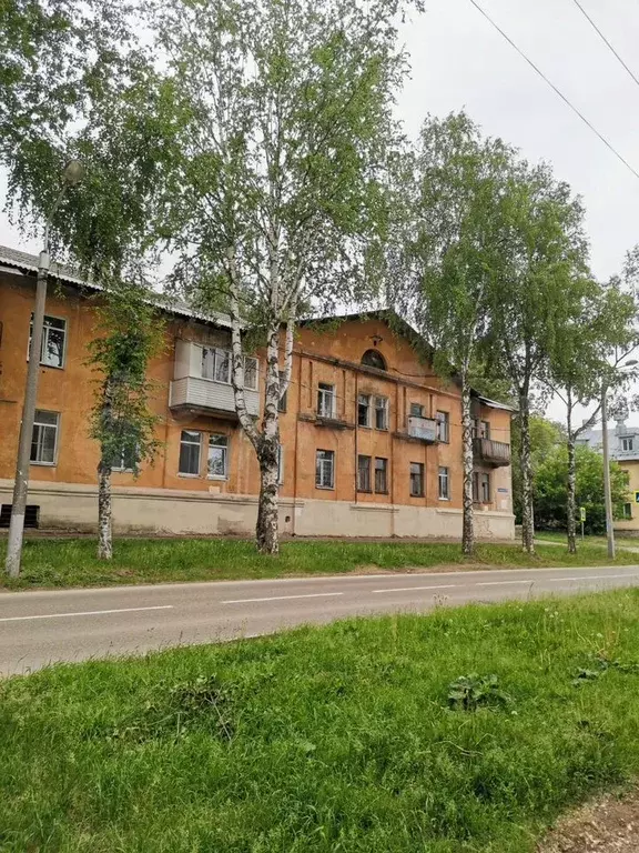 Комната 14 м в 4-к., 2/2 эт. - Фото 0