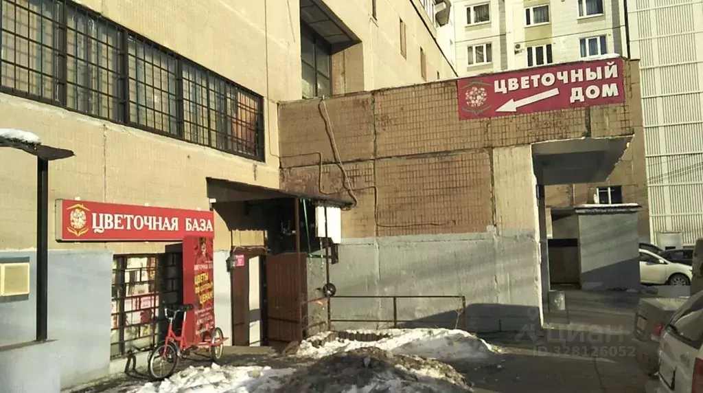 Помещение свободного назначения в Москва бул. Адмирала Ушакова, 5 (89 ... - Фото 1