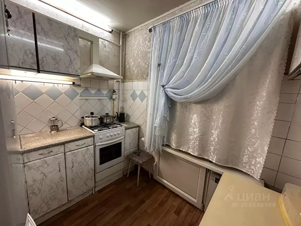 3-к кв. Мурманская область, Мурманск Привокзальная ул., 10 (63.1 м) - Фото 0