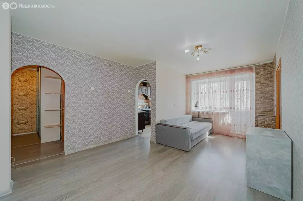 2-комнатная квартира: Екатеринбург, улица Победы, 11 (43.7 м) - Фото 0