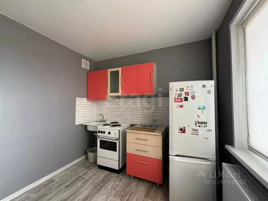 Студия Красноярский край, Красноярск ул. 40 лет Победы, 2И (31.9 м) - Фото 2