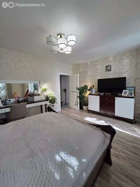 3-комнатная квартира: Калининград, улица Гайдара, 157 (77.5 м) - Фото 1