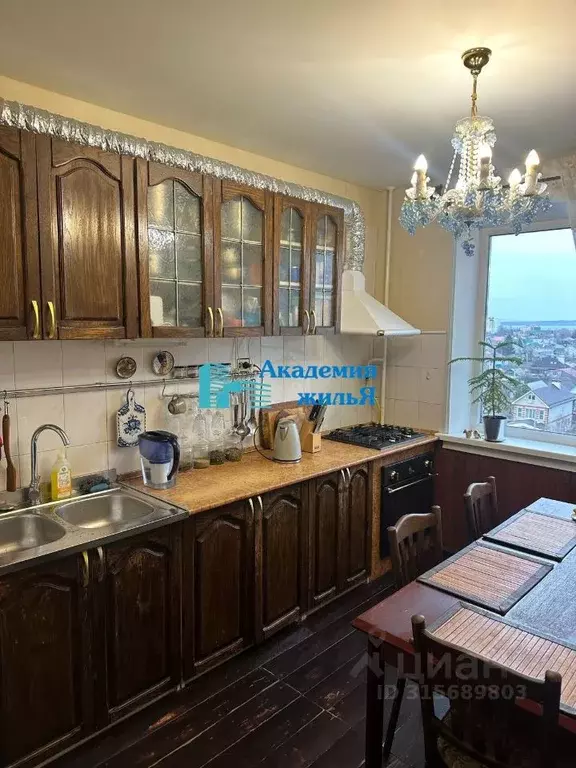 3-к кв. Саратовская область, Балаково ул. Братьев Захаровых, 152 (63.0 ... - Фото 1