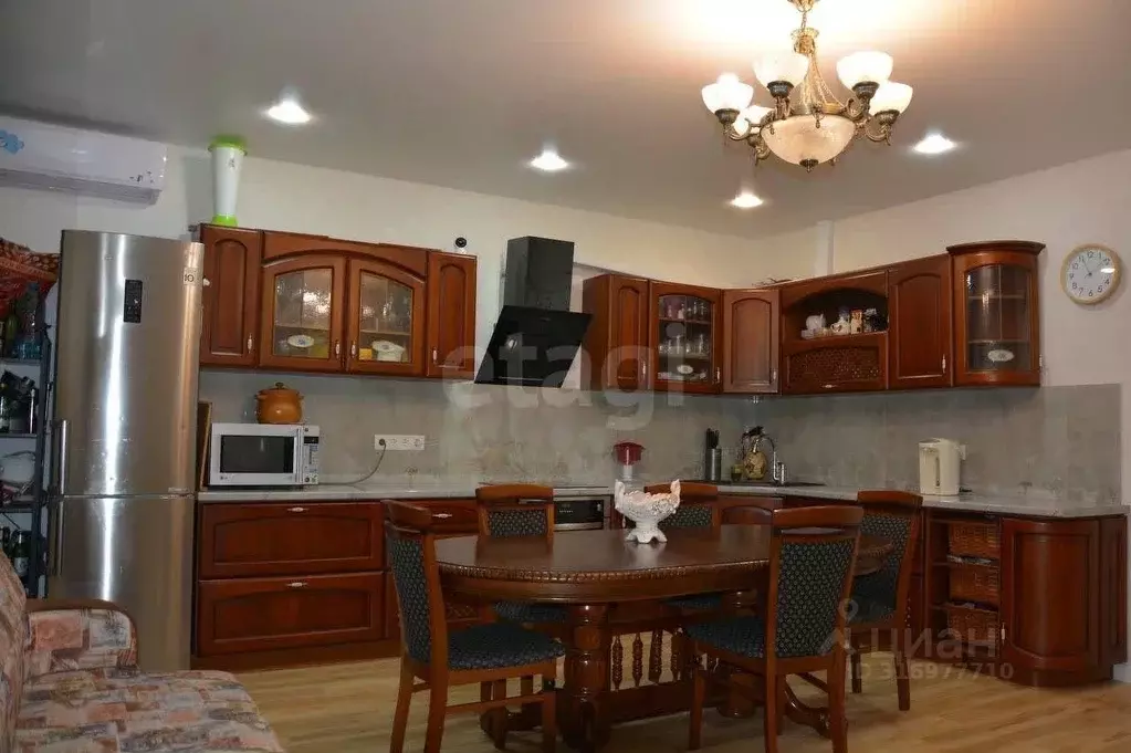 3-к кв. Белгородская область, Старый Оскол Степной мкр, 5 (98.0 м) - Фото 0