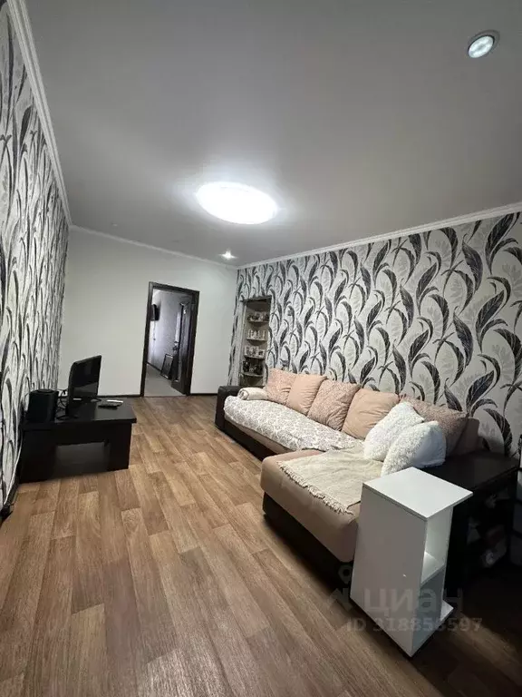 3-к кв. Ростовская область, Азов Азовский район, ул. Кондаурова, 38 ... - Фото 0
