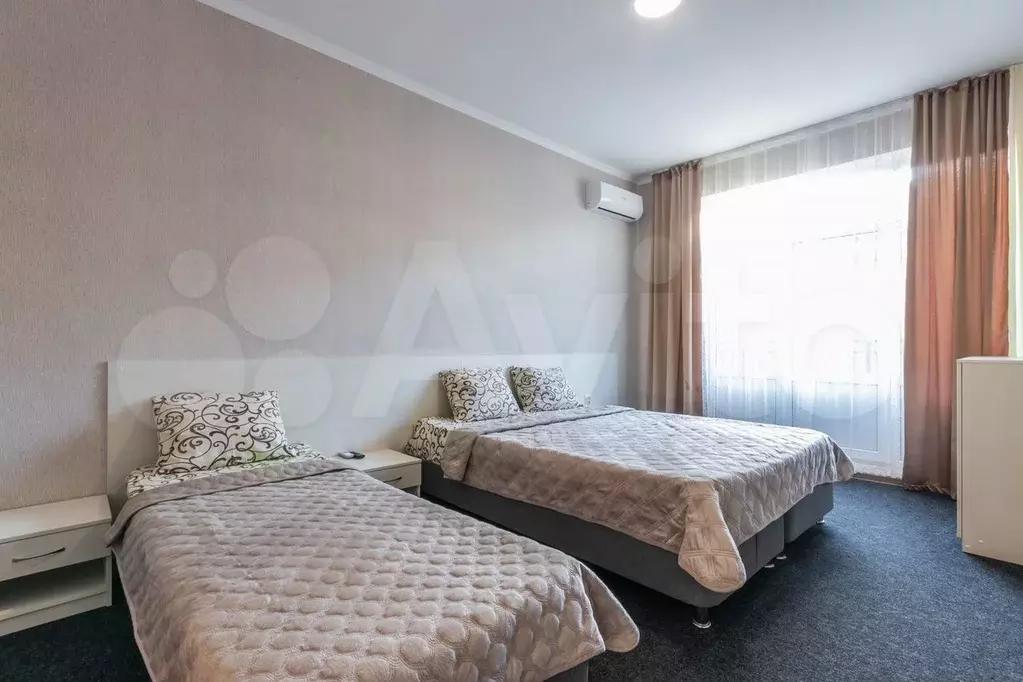 Комната 25 м, 2/4 эт. - Фото 1