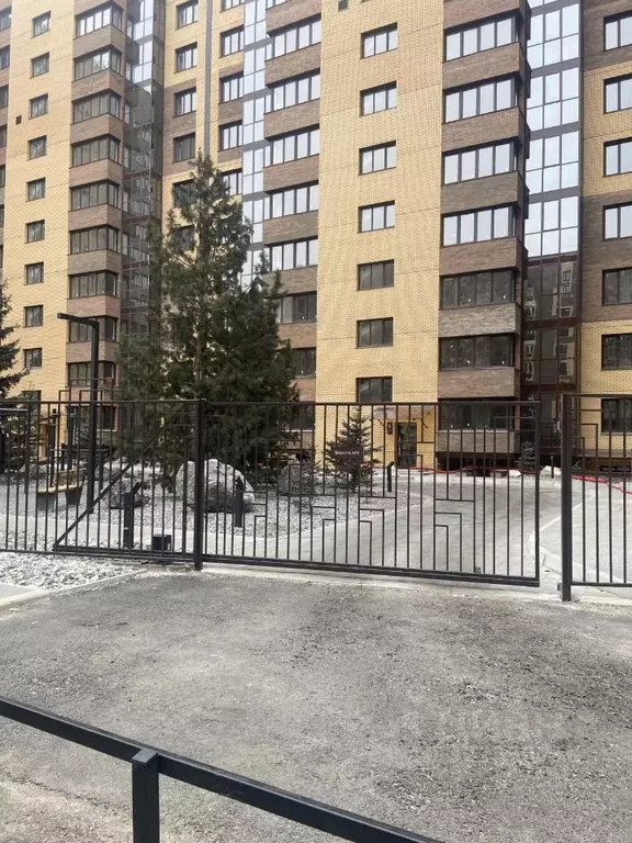 3-к кв. Хакасия, Абакан ул. Генерала Тихонова, 5 (70.9 м) - Фото 1