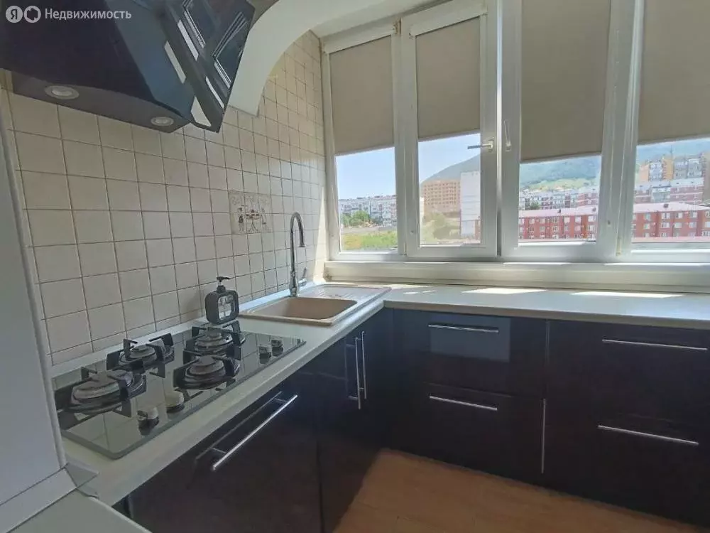 3-комнатная квартира: Лермонтов, Солнечный проезд, 10 (70 м) - Фото 1