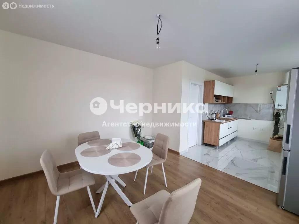 3-комнатная квартира: Ессентуки, Счастливая улица, 22 (74.9 м) - Фото 1