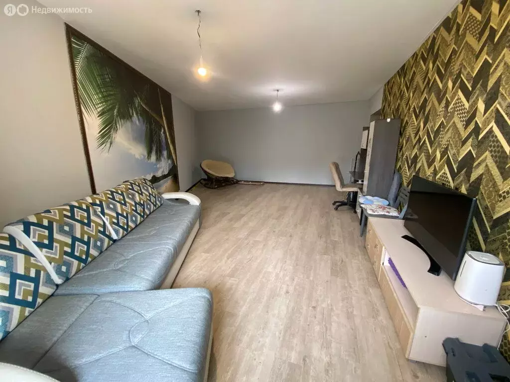 2-комнатная квартира: Абакан, улица Стофато, 14 (75 м) - Фото 1