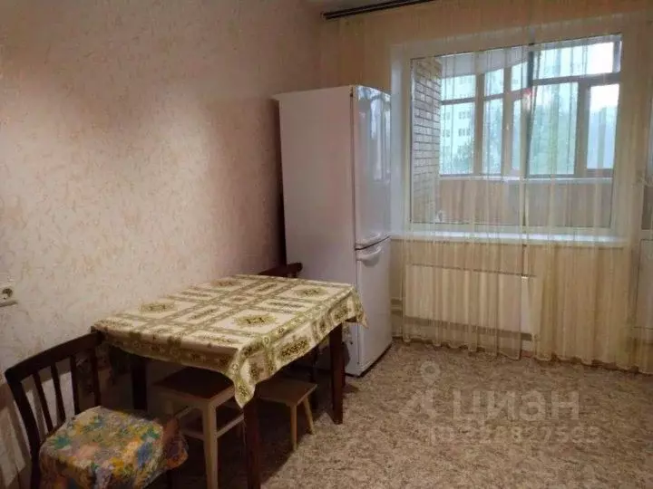 1-к кв. Самарская область, Тольятти ул. Карбышева, 12 (50.0 м) - Фото 1