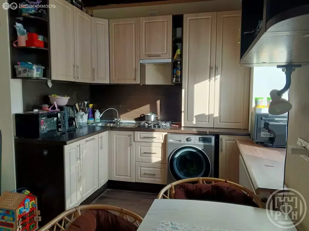 2-комнатная квартира: городской посёлок Рощино, Тракторная улица, 15к2 ... - Фото 2