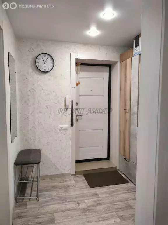 2-комнатная квартира: Горно-Алтайск, улица Григория Чорос-Гуркина, 68 ... - Фото 2