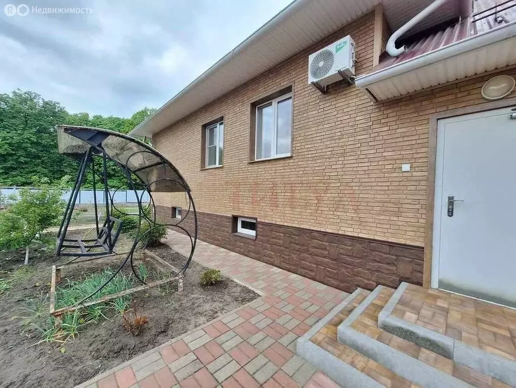 Дом в Старый Оскол, микрорайон Лесная Поляна (140 м) - Фото 0