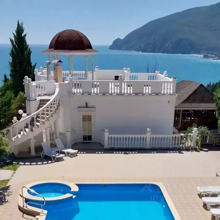 Дом в Крым, Алушта муниципальный округ, пос. Утес ул. Бороздина, 3А ... - Фото 1