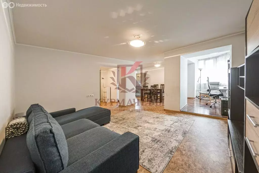 3-комнатная квартира: Екатеринбург, улица Токарей, 24 (82.7 м) - Фото 1