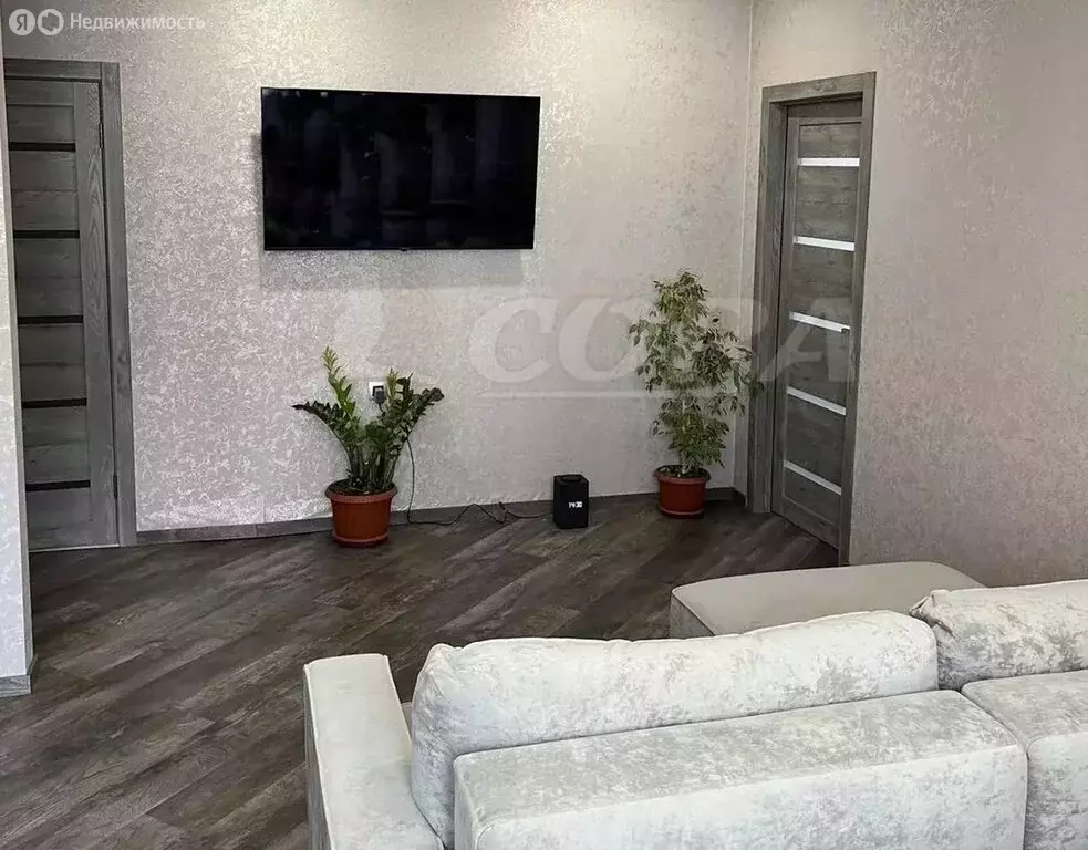 2-комнатная квартира: Тюмень, улица 50 лет Октября, 75к2 (57 м) - Фото 1