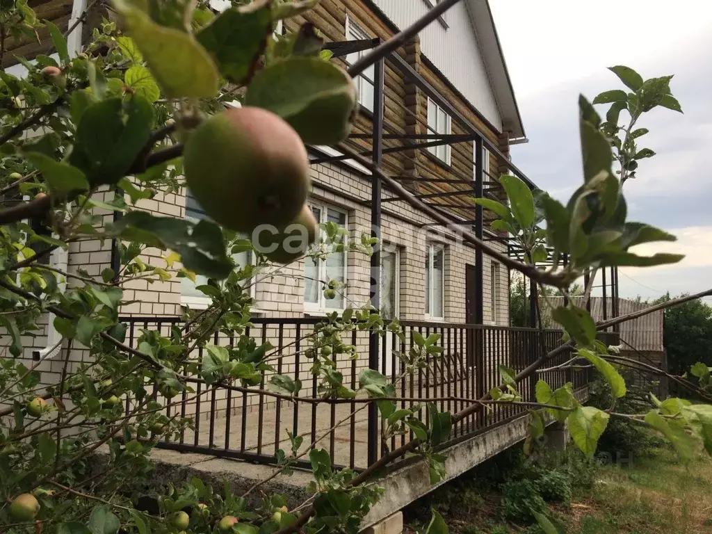 Дом в Воронежская область, Аннинский район, Васильевское с/пос, с. ... - Фото 0