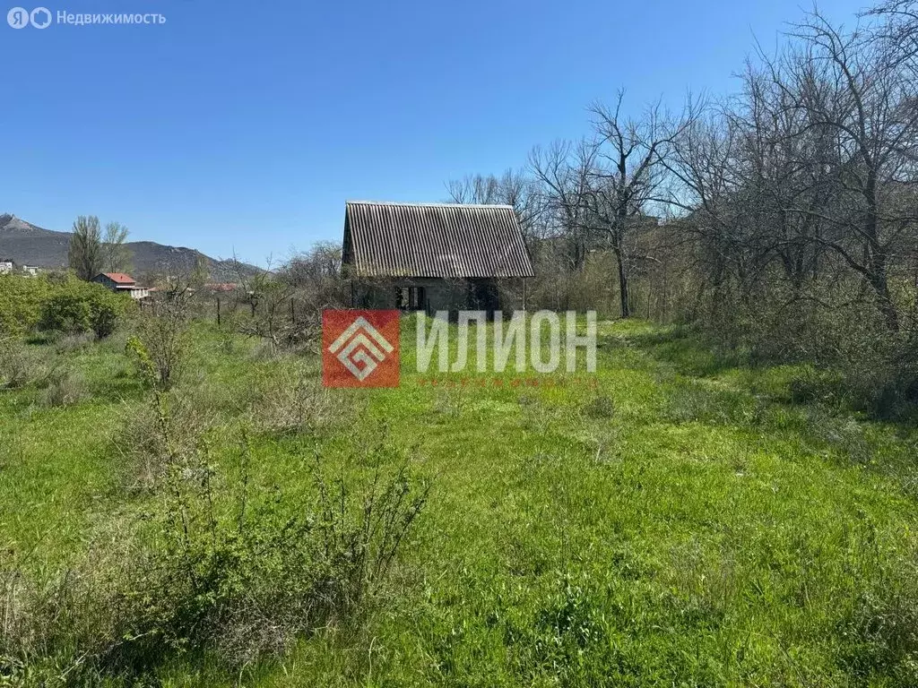 Участок в Республика Крым, городской округ Феодосия, посёлок ... - Фото 0