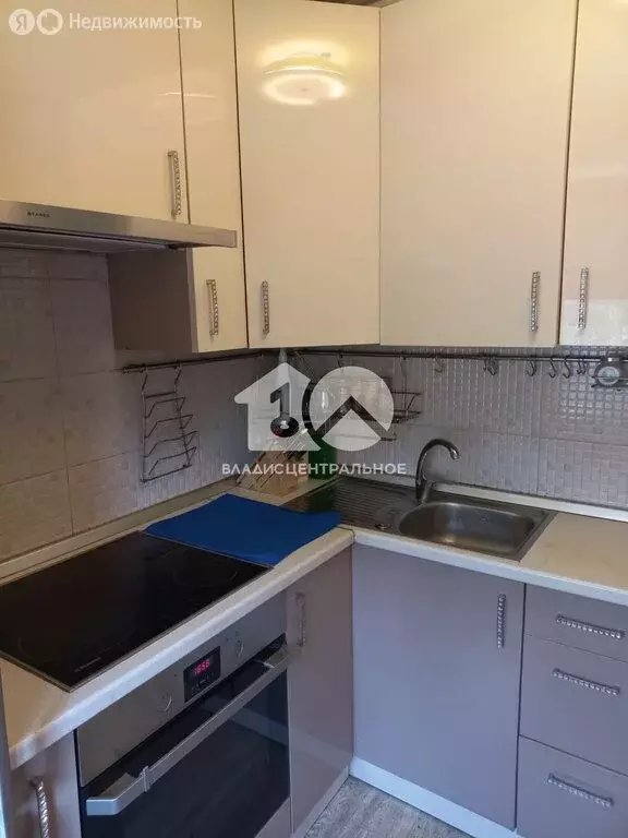 3-комнатная квартира: Новосибирск, Новогодняя улица, 10 (60 м) - Фото 1