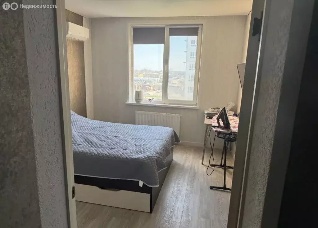 3-комнатная квартира: Евпатория, проспект Победы, 91 (96 м) - Фото 1