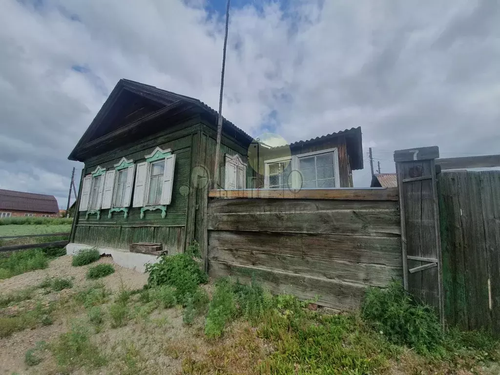 Дом в Иркутская область, Иркутский муниципальный округ, с. Оек ул. ... - Фото 1