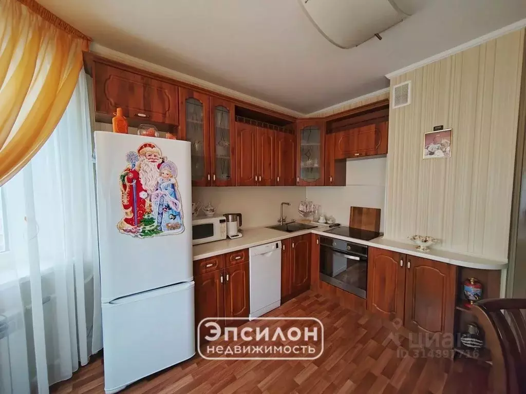 2-к кв. Курская область, Курск просп. Вячеслава Клыкова, 64 (61.24 м) - Фото 1