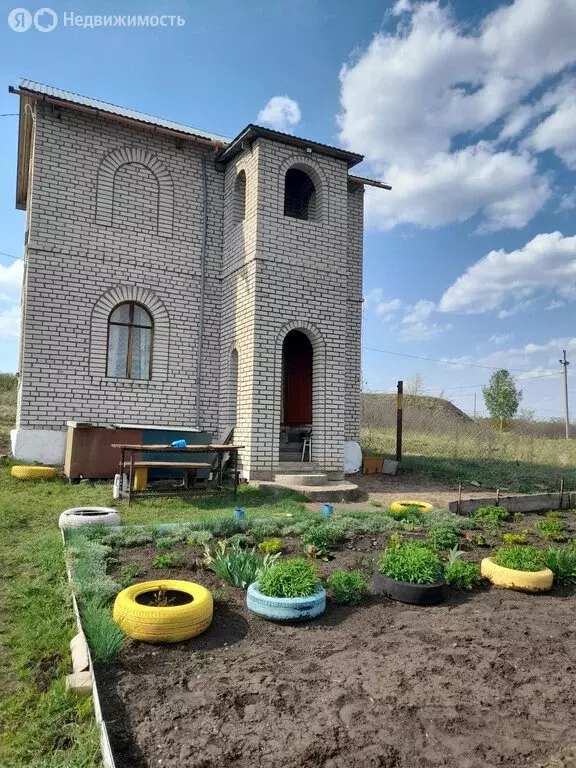Дом в Чишминский район, Енгалышевский сельсовет, СНО Росинка (50 м) - Фото 0