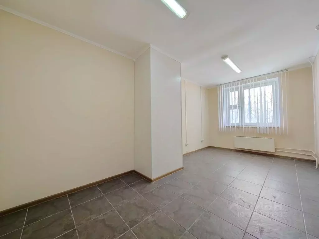 Помещение свободного назначения в Москва ул. Адмирала Лазарева, 47 (16 ... - Фото 1