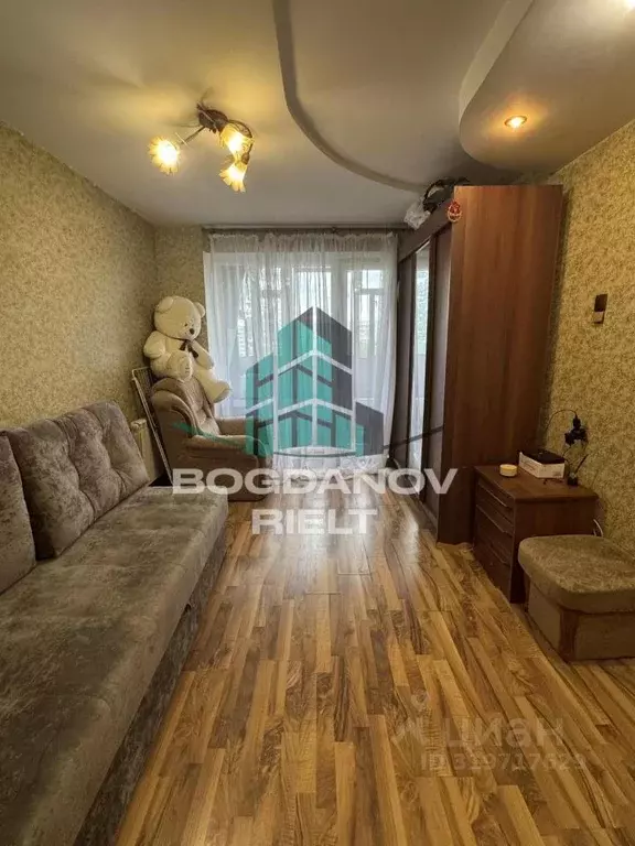 2-к кв. Омская область, Омск Заозерная ул., 13 (46.0 м) - Фото 0