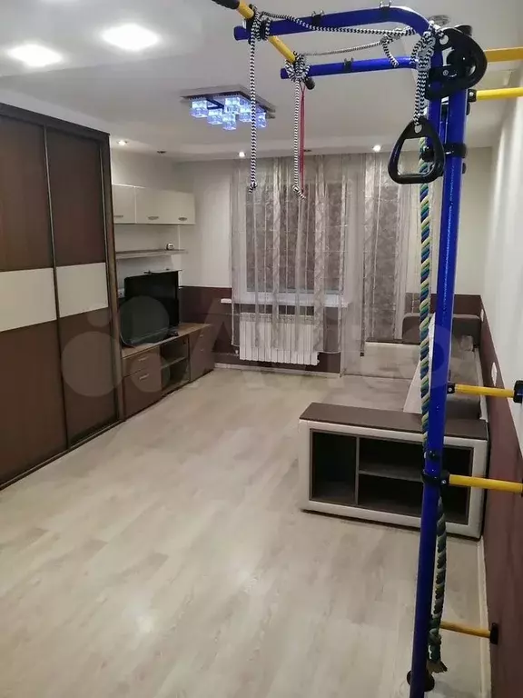 1-к. квартира, 43 м, 10/10 эт. - Фото 0