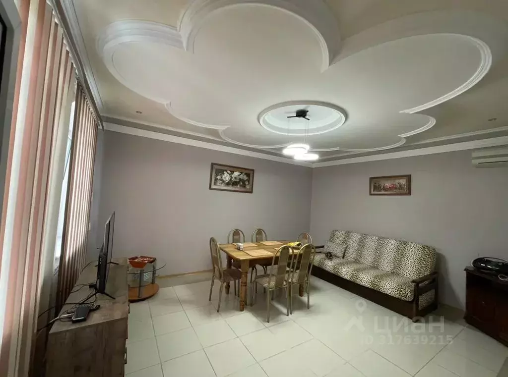 3-к кв. Краснодарский край, Геленджик Революционная ул., 37 (125.0 м) - Фото 1