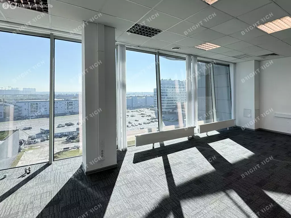 Офис (1176.4 м) - Фото 1